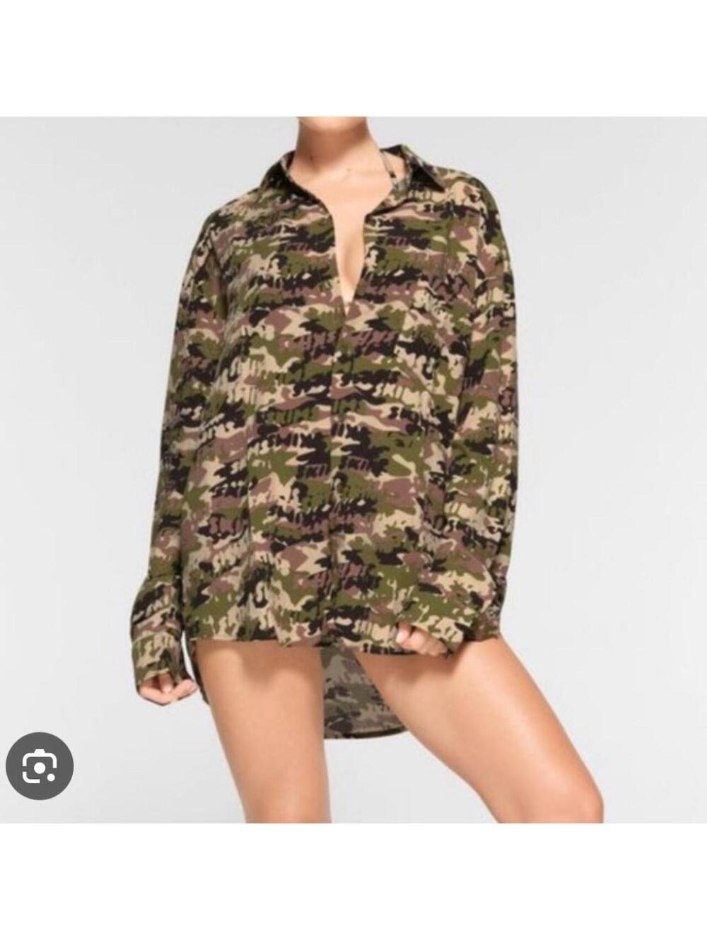 Skims camo long sleeve button down swim cover up shirt NWT size XS